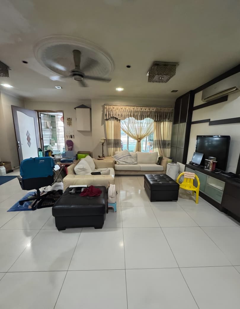 Kepong, Taman Fadason Kepong@3 Storey Terrace House - Image 1