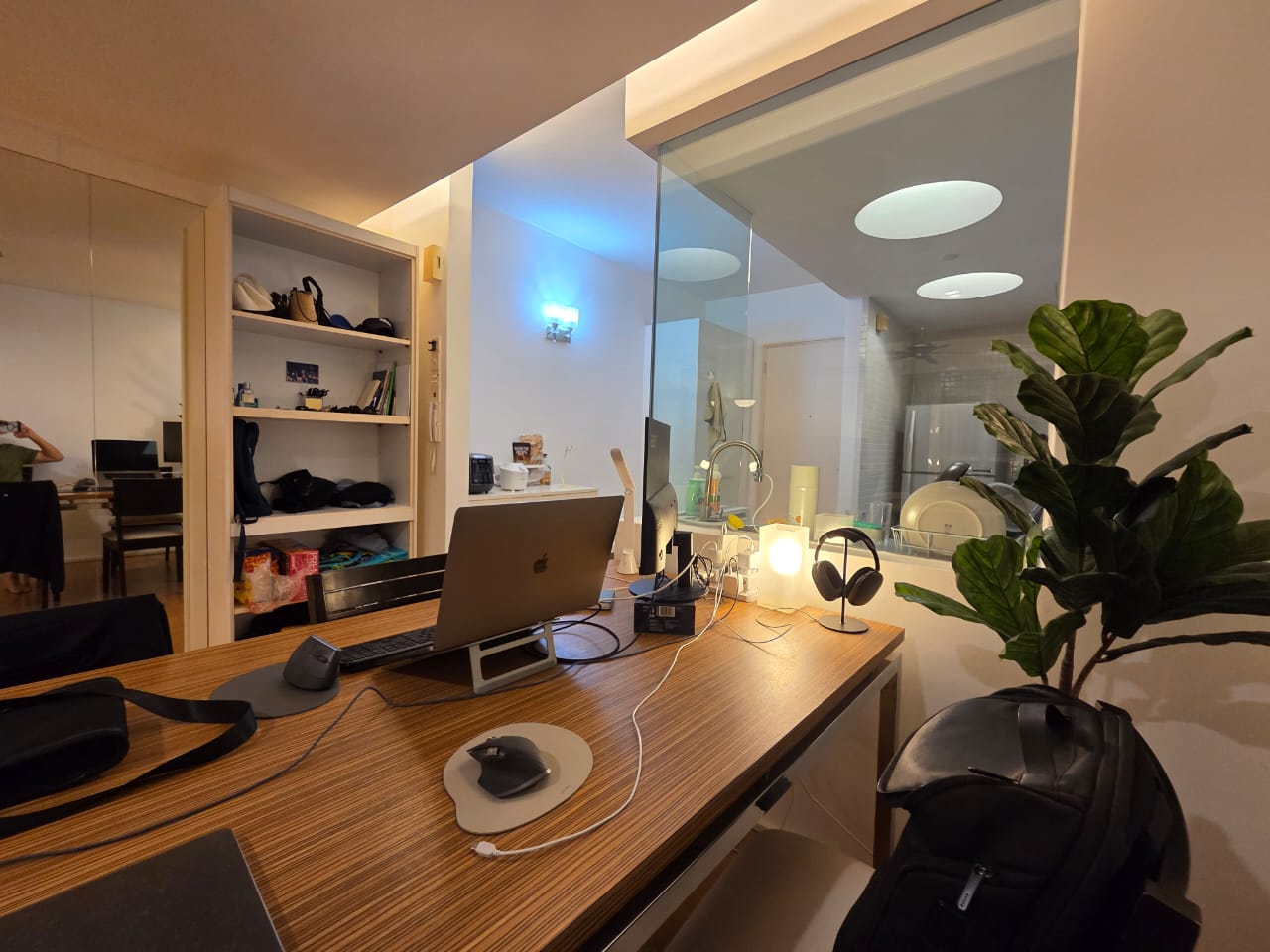i-Zen @ Kiara 1, Mont Kiara – 2R2B 870 sqft – Renovated, Fully Furnished – For Sale RM660,000