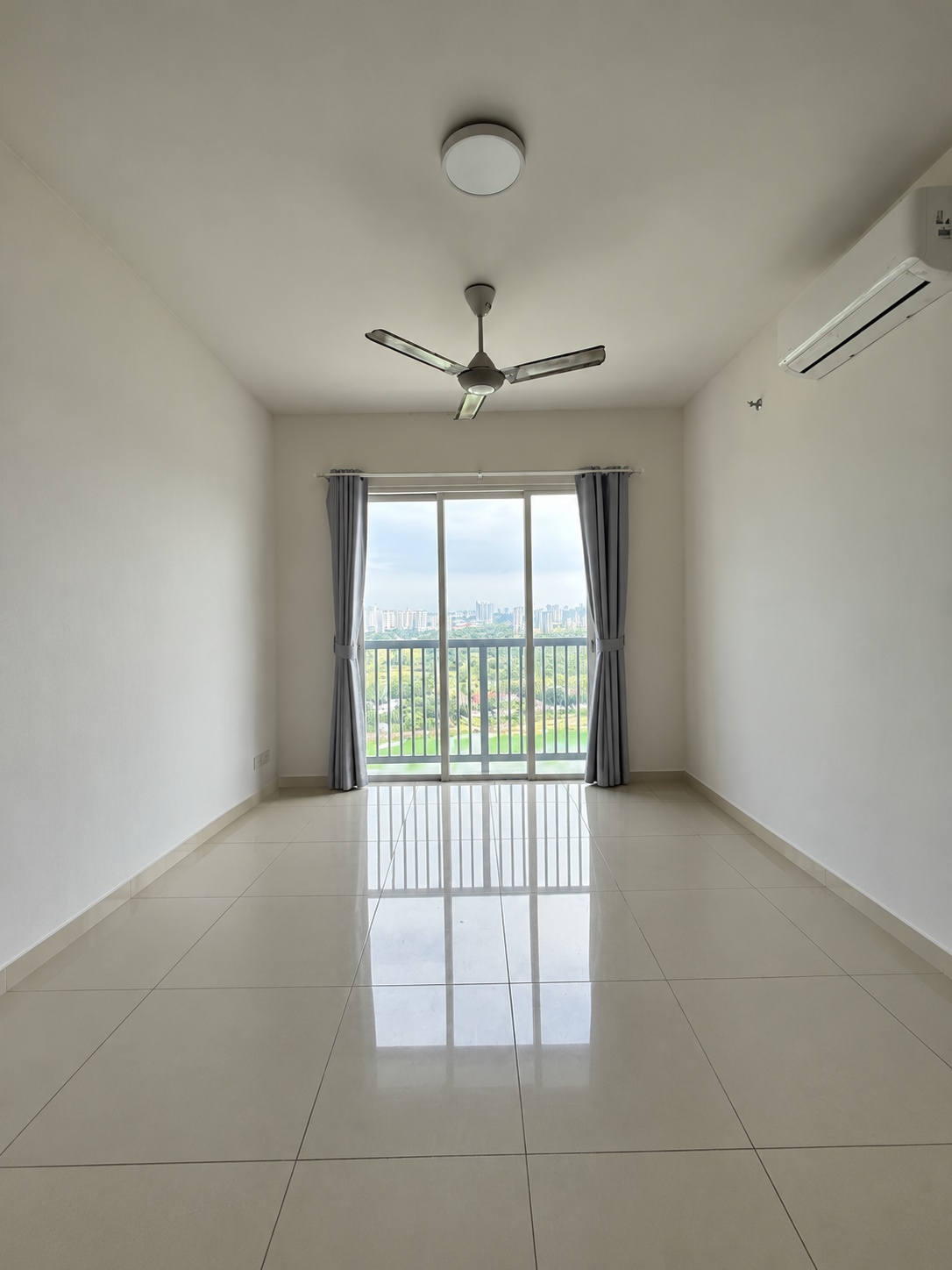 Plaza Kelana Jaya@Partially Furnished@Unit for Rent - Image 1