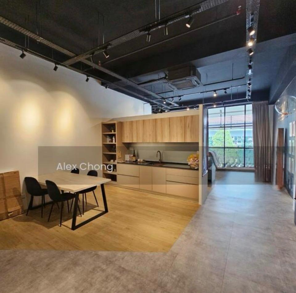Office for rent at Emporis Retail Shop for rent. Great location, Kota Damansara