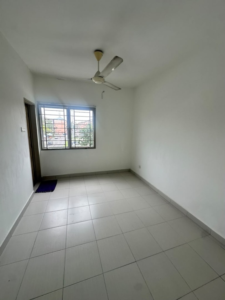 For Rent: Akasia Apartment, Bandar Botanik