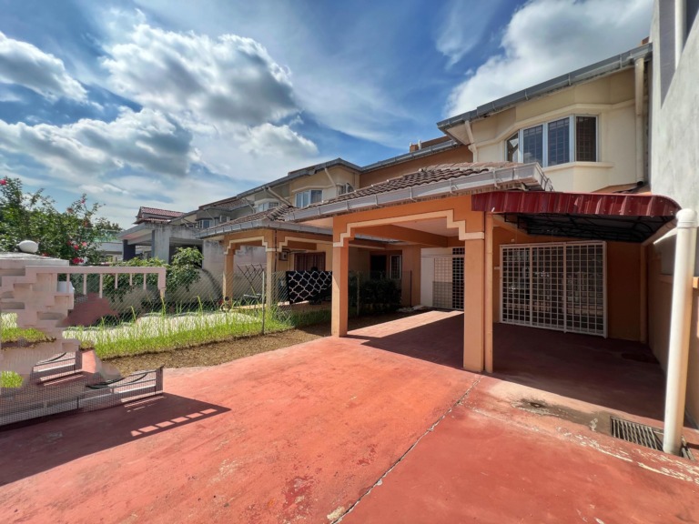 Cahaya Alam Sek U12 Shah Alam 2 sty link house for sale